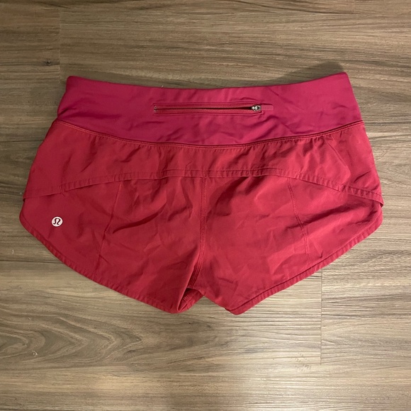 Lululemon Speed up Short 2.5” (Size 4) Dark Red - Picture 2 of 6